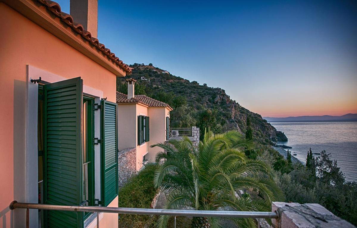 Kissakas Villas Leonídion 외부 사진